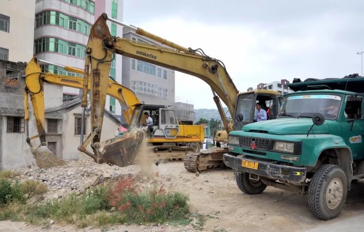 汕頭市潮陽區(qū)環(huán)市東路南段建成通車，新華中路東段啟動拓通